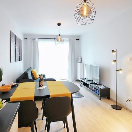 Apartament Andar Z Miejscem Parkingowym Kolobrzeg Exterior photo